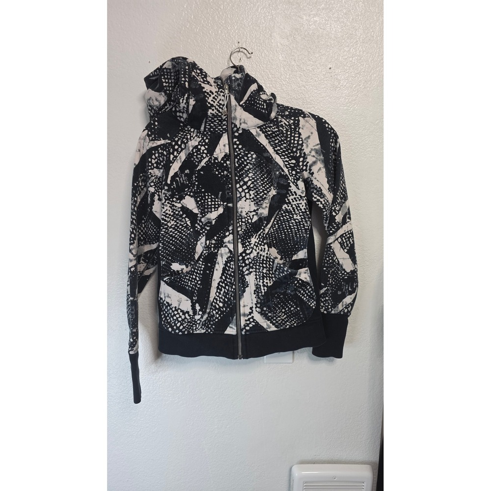 Lululemon Scuba Hoodie Womens 6 Black White Snakeskin Print Excellent
